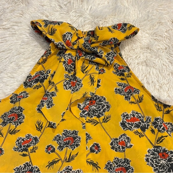 BANANA REPUBLIC Floral Bow Neck Halter Top Yellow woman’s medium - Picture 11 of 13